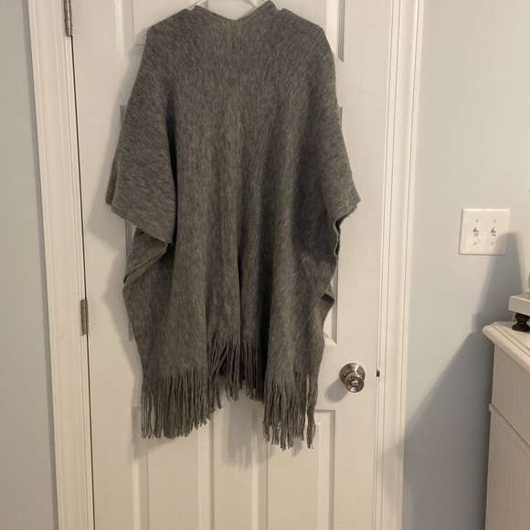 A New Day Short Sleeve Cardigan - Picture 2 of 4